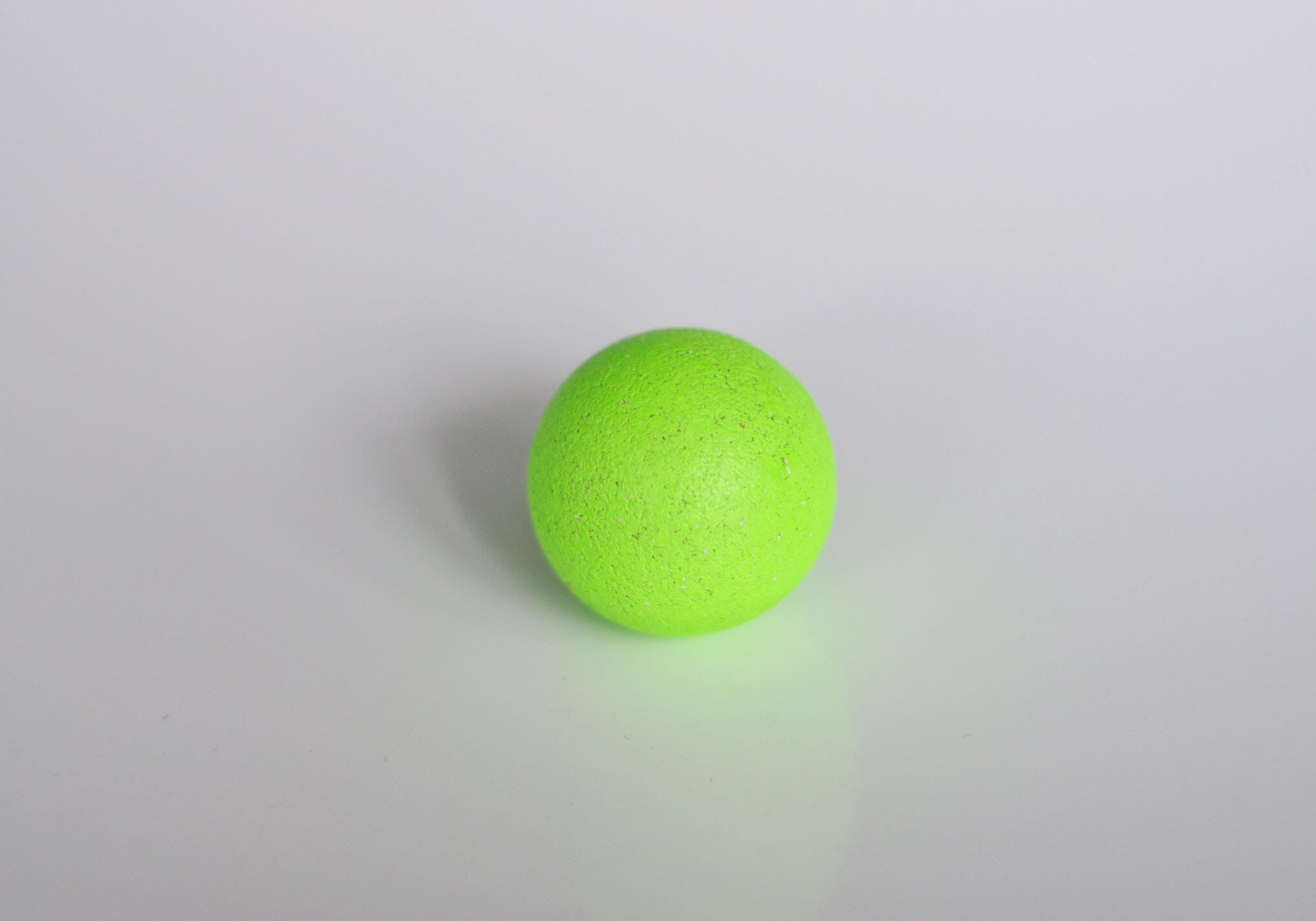 balle baby foot liege fluo