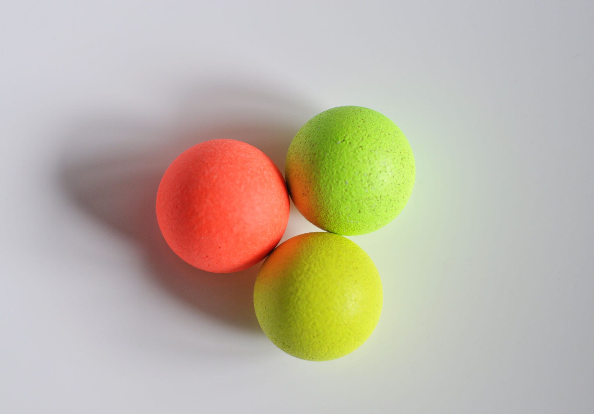 balle baby foot liege fluo