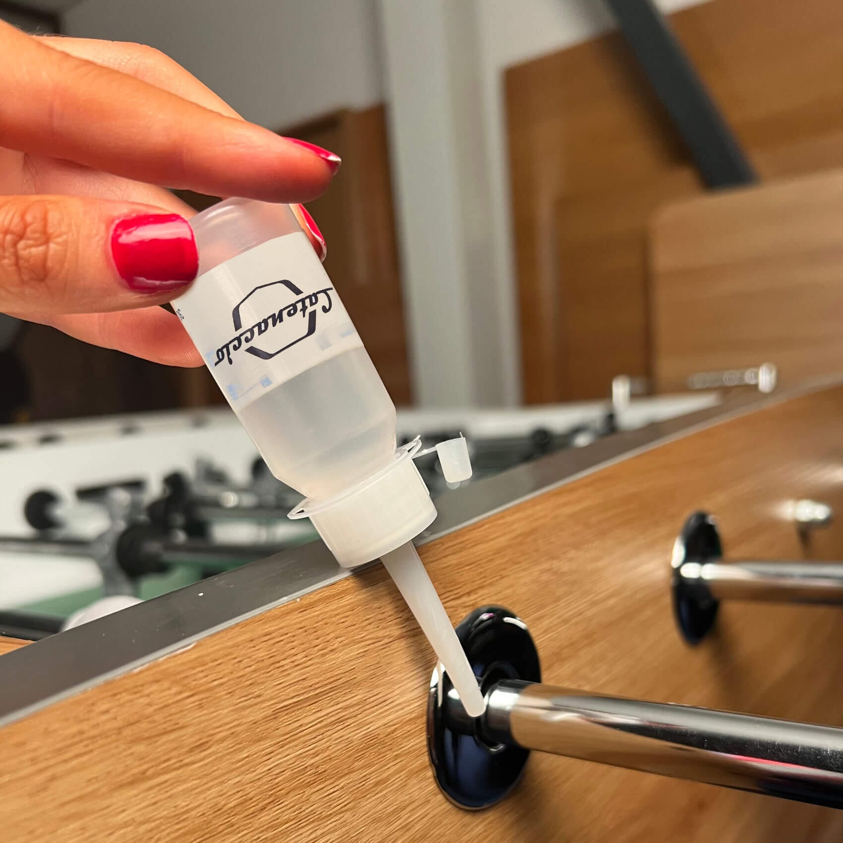 Lubrifiant pour barres de babyfoot